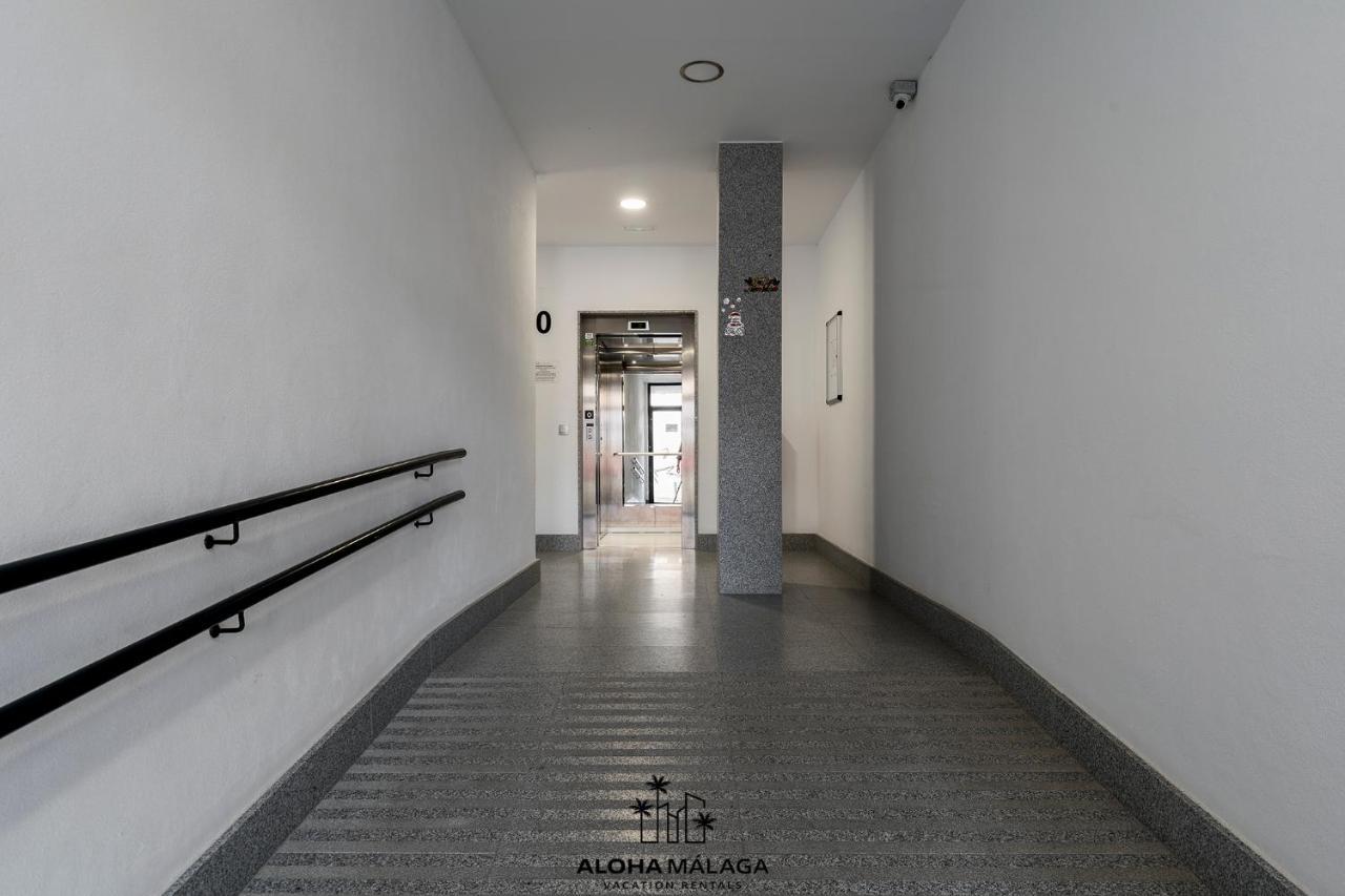 Luxury Duplex With Pool And Padel Court In Town Apartment Málaga Exterior foto
