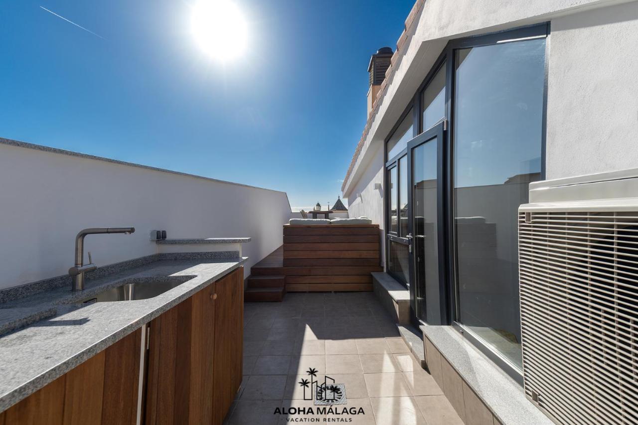 Luxury Duplex With Pool And Padel Court In Town Apartment Málaga Exterior foto