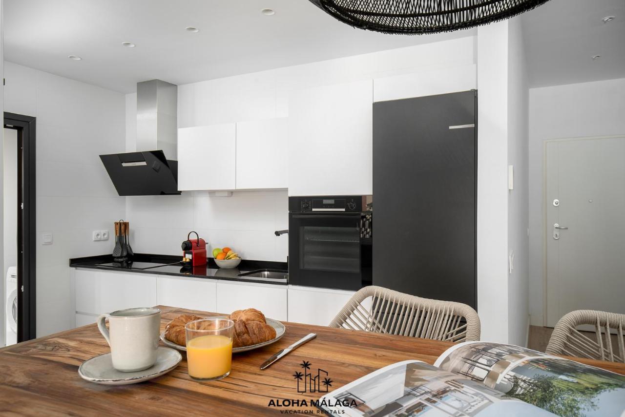Luxury Duplex With Pool And Padel Court In Town Apartment Málaga Exterior foto